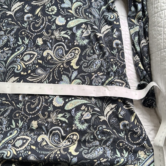 J. Jill Paisley Blue Tunic Top.    Size Medium - Picture 9 of 12
